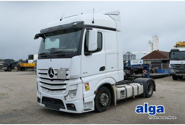 Mercedes-Benz 1843 Actros 4x2, Retarder, 2x Tank, AC, Lowliner - Çekici: fotoğraf 1 Mercedes-Benz 1843 Actros 4x2, Retarder, 2x Tank, AC, Lowliner - Çekici: fotoğraf 1