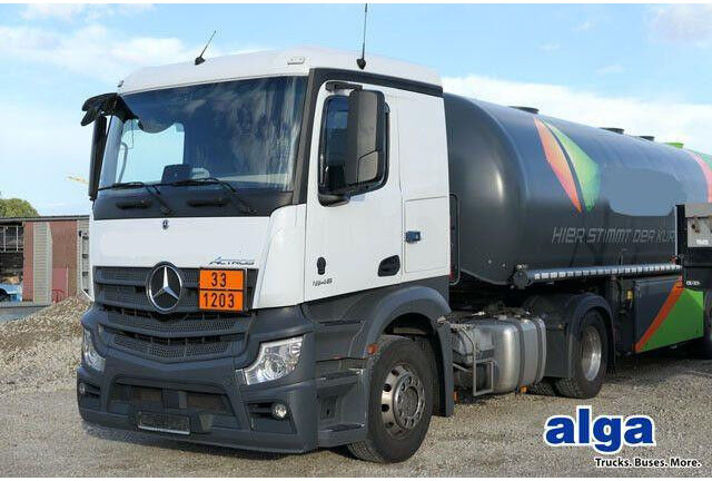 Mercedes-Benz 1846 Actros 4x2, Hydr., ADR, Leicht, Klima, Navi - Çekici: fotoğraf 1 Mercedes-Benz 1846 Actros 4x2, Hydr., ADR, Leicht, Klima, Navi - Çekici: fotoğraf 1