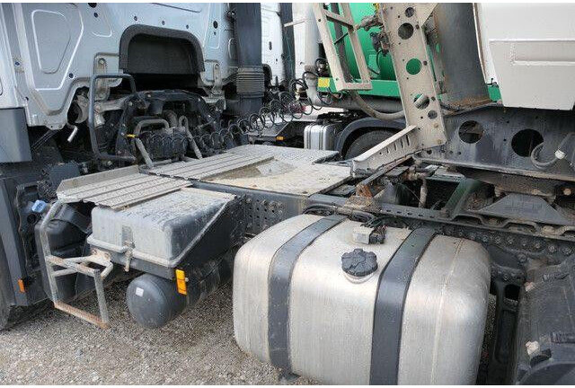 Mercedes-Benz 1846 Arocs 4x4, HydroDrive, Hydr., Alu-Felgen,AC - Çekici: fotoğraf 3 Mercedes-Benz 1846 Arocs 4x4, HydroDrive, Hydr., Alu-Felgen,AC - Çekici: fotoğraf 3