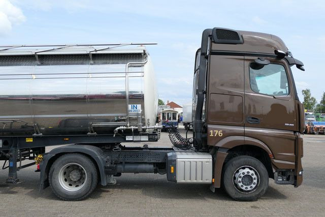 Mercedes-Benz 1848 LS Actros 4x2, Retarder, Klima, 183tkm, TOP - Çekici: fotoğraf 2 Mercedes-Benz 1848 LS Actros 4x2, Retarder, Klima, 183tkm, TOP - Çekici: fotoğraf 2