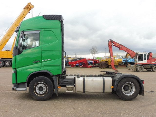 Volvo FH 500 4x2, VEB-Bremse, Standklima, Schlafliege - Çekici: fotoğraf 2 Volvo FH 500 4x2, VEB-Bremse, Standklima, Schlafliege - Çekici: fotoğraf 2
