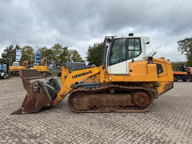 Liebherr LR 636, Laderaupe, 4+1 Schaufel, Klima, Kamera - Buldozer: fotoğraf 3 Liebherr LR 636, Laderaupe, 4+1 Schaufel, Klima, Kamera - Buldozer: fotoğraf 3