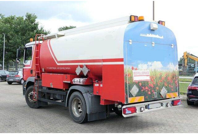 MAN 18.280 TGM, 14m³, 3 Kammern, 2x Schlauchtrommel - Tanker kamyon: fotoğraf 3 MAN 18.280 TGM, 14m³, 3 Kammern, 2x Schlauchtrommel - Tanker kamyon: fotoğraf 3