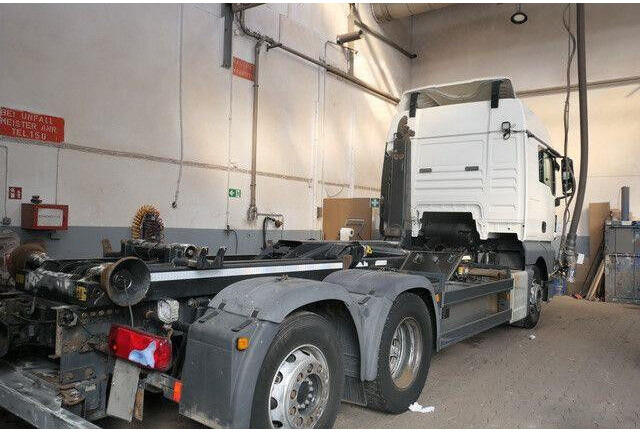 MAN 26.400 TGX BL 6x2, Meiller RK 20.65, Funk, Lenk - Kancalı yükleyici kamyon: fotoğraf 2 MAN 26.400 TGX BL 6x2, Meiller RK 20.65, Funk, Lenk - Kancalı yükleyici kamyon: fotoğraf 2