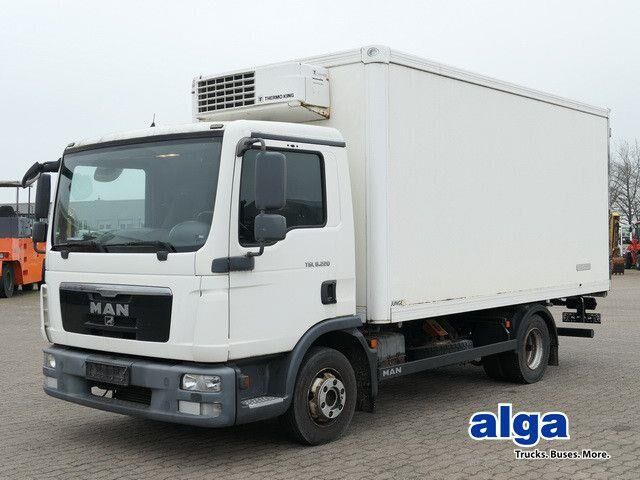 MAN 8.220 TGL BL 4x2, Thermo King, 3. Sitz, 5m lang - Refrijeratör kamyon: fotoğraf 1 MAN 8.220 TGL BL 4x2, Thermo King, 3. Sitz, 5m lang - Refrijeratör kamyon: fotoğraf 1