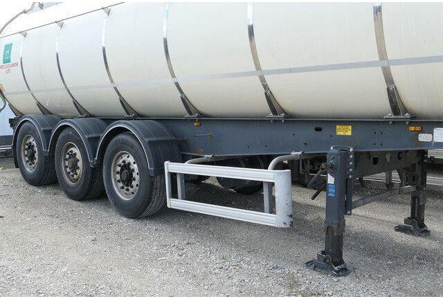 Menci SA 105, isoliert, 32m³, 4 Kammern, Alu-Felgen - Tanker dorse: fotoğraf 2 Menci SA 105, isoliert, 32m³, 4 Kammern, Alu-Felgen - Tanker dorse: fotoğraf 2