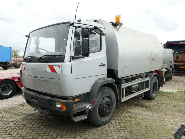 Mercedes-Benz 1314 KO 4x2, Schörling TSZ 94, Blattfederung - Yol süpürme aracı: fotoğraf 3 Mercedes-Benz 1314 KO 4x2, Schörling TSZ 94, Blattfederung - Yol süpürme aracı: fotoğraf 3