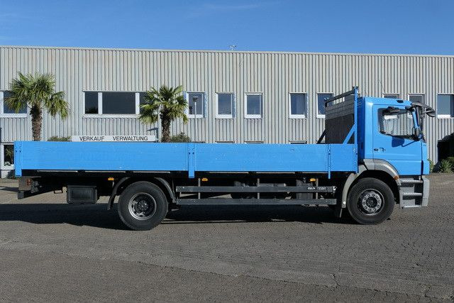 Mercedes-Benz 1824 L Axor 4x2, 3. Sitz, AHK, Gerüstbau, Klima Mercedes-Benz 1824 L Axor 4x2, 3. Sitz, AHK, Gerüstbau, Klima - Sal/ Açık kasa kamyon: fotoğraf 4 Mercedes-Benz 1824 L Axor 4x2, 3. Sitz, AHK, Gerüstbau, Klima Mercedes-Benz 1824 L Axor 4x2, 3. Sitz, AHK, Gerüstbau, Klima - Sal/ Açık kasa kamyon: fotoğraf 4