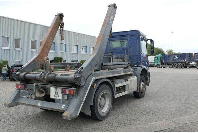 Mercedes-Benz 1832 K Arocs 4x2, Hiab SLT 140, teleskop., Klima - Kablo sistemli kamyon: fotoğraf 3 Mercedes-Benz 1832 K Arocs 4x2, Hiab SLT 140, teleskop., Klima - Kablo sistemli kamyon: fotoğraf 3