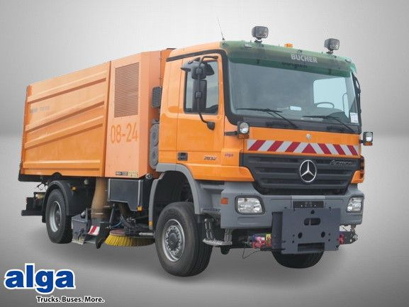 Mercedes-Benz 2032 A Actros 4x4, Bucher STKF 9500, Airport, AC - Yol süpürme aracı: fotoğraf 1 Mercedes-Benz 2032 A Actros 4x4, Bucher STKF 9500, Airport, AC - Yol süpürme aracı: fotoğraf 1