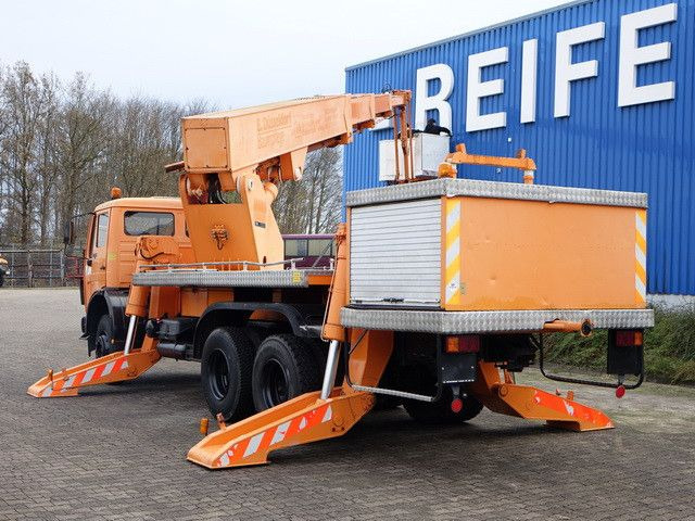 Mercedes-Benz 2222 6x4, Ruthmann, 28m. 3. Sitz - Araç üzerine platform: fotoğraf 5 Mercedes-Benz 2222 6x4, Ruthmann, 28m. 3. Sitz - Araç üzerine platform: fotoğraf 5