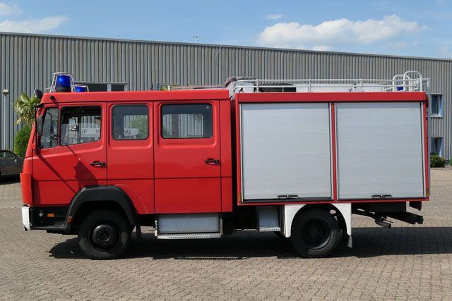 Mercedes-Benz 814 F/Feuerwehr/Pumpe/9 Sitze - İtfaiye aracı, Çift kabin kamyonet: fotoğraf 2 Mercedes-Benz 814 F/Feuerwehr/Pumpe/9 Sitze - İtfaiye aracı, Çift kabin kamyonet: fotoğraf 2