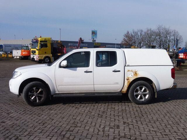 Nissan Navara 2.5 Tdi 4x4, DOKA, Pickup, Klima, AHK - Açık kasa kamyonet: fotoğraf 2 Nissan Navara 2.5 Tdi 4x4, DOKA, Pickup, Klima, AHK - Açık kasa kamyonet: fotoğraf 2