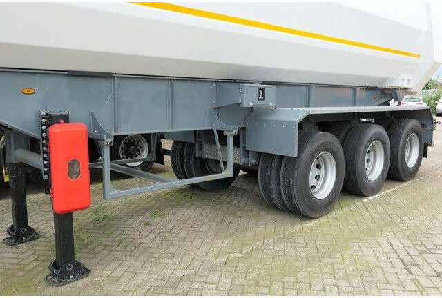 Stahl Hardox, 42m³, Zwillingsreifen, gr. Achsen - Damperli dorse: fotoğraf 3 Stahl Hardox, 42m³, Zwillingsreifen, gr. Achsen - Damperli dorse: fotoğraf 3