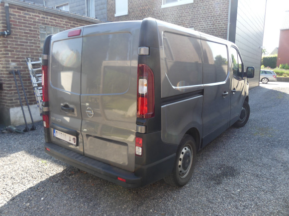 Camionnette Opel Vivaro (2018-122.114 km-VIN:WOVF7G60XJV634111) - Binek araba: fotoğraf 4 Camionnette Opel Vivaro (2018-122.114 km-VIN:WOVF7G60XJV634111) - Binek araba: fotoğraf 4