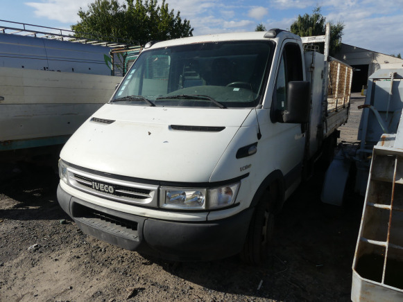 Camionnette benne basculante Iveco 35C10 (2006-196.690 km) - Damperli kamyonet: fotoğraf 1 Camionnette benne basculante Iveco 35C10 (2006-196.690 km) - Damperli kamyonet: fotoğraf 1