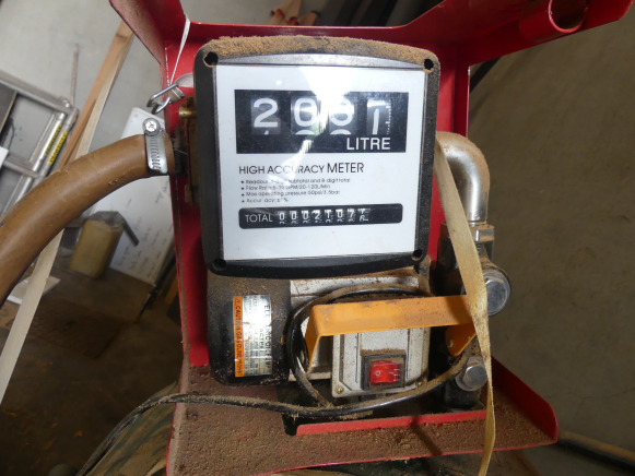 Cuve a gasoil et pompe de distribution ACTP 60 - Gıda makinesi: fotoğraf 3 Cuve a gasoil et pompe de distribution ACTP 60 - Gıda makinesi: fotoğraf 3