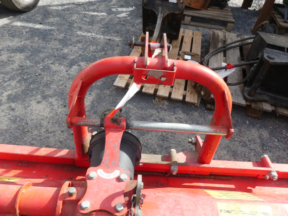 Gyrobroyeur Agrint PCE158 - Sap parçalama makinesi: fotoğraf 3 Gyrobroyeur Agrint PCE158 - Sap parçalama makinesi: fotoğraf 3