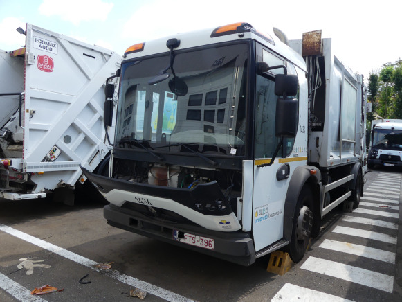 REF:1434 - Camion poubelle (pour pièces) Renault Access (2013-204.150 km) - Çöp kamyonu: fotoğraf 1 REF:1434 - Camion poubelle (pour pièces) Renault Access (2013-204.150 km) - Çöp kamyonu: fotoğraf 1
