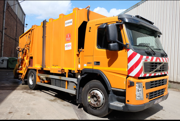 REF : 2 - Camion Poubelle VOLVO FM/FH - Çöp kamyonu: fotoğraf 3 REF : 2 - Camion Poubelle VOLVO FM/FH - Çöp kamyonu: fotoğraf 3
