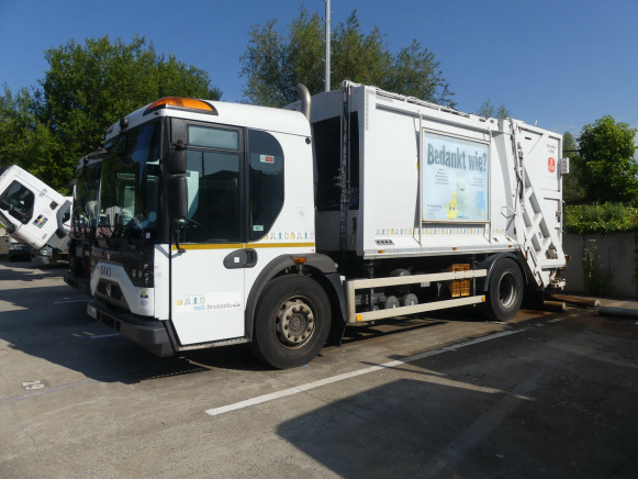 REF:8443 - Camion poubelle Renault Access (2013-128.985 km) - Çöp kamyonu: fotoğraf 2 REF:8443 - Camion poubelle Renault Access (2013-128.985 km) - Çöp kamyonu: fotoğraf 2