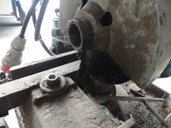 Tronçonneuse pour métaux Drehmann DR250 - Metal işleme makinası: fotoğraf 3 Tronçonneuse pour métaux Drehmann DR250 - Metal işleme makinası: fotoğraf 3