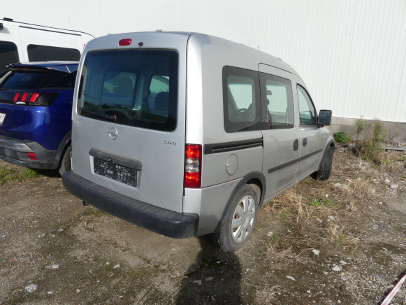 Voiture Opel Combo - Binek araba: fotoğraf 3 Voiture Opel Combo - Binek araba: fotoğraf 3