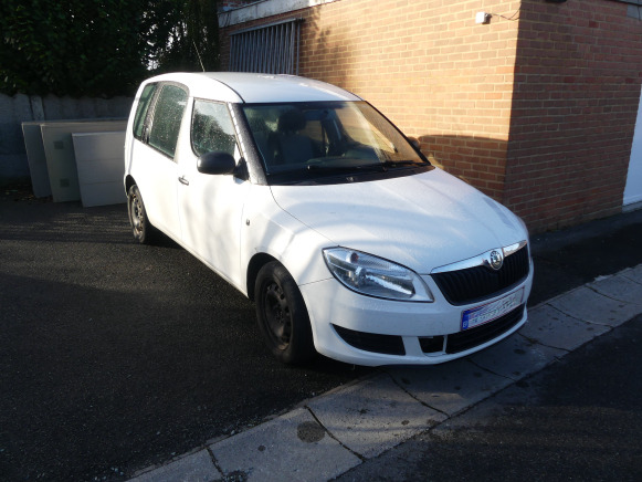 Voiture Skoda Roomster (2010-118.919 km) - Binek araba: fotoğraf 2 Voiture Skoda Roomster (2010-118.919 km) - Binek araba: fotoğraf 2