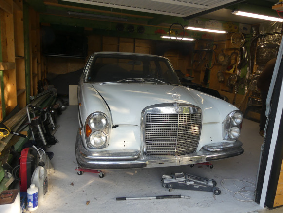 Voiture ancêtre Mercedes-Benz 280S (1972-83.435 km)(VIN: 10801610083599) - Binek araba: fotoğraf 1 Voiture ancêtre Mercedes-Benz 280S (1972-83.435 km)(VIN: 10801610083599) - Binek araba: fotoğraf 1