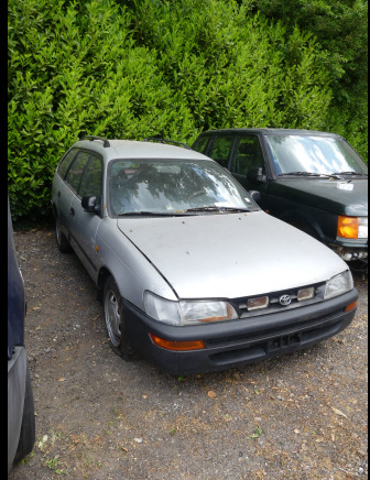 Voiture (pour pièces) Toyota Corolla - Binek araba: fotoğraf 2 Voiture (pour pièces) Toyota Corolla - Binek araba: fotoğraf 2