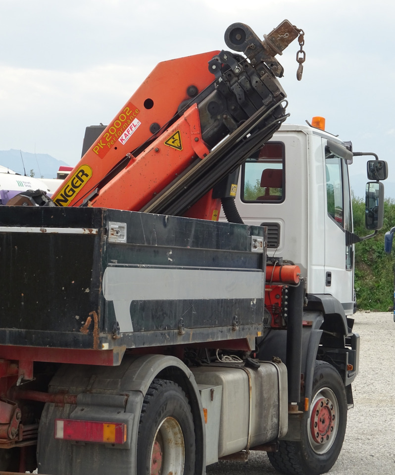 PALFINGER PK 20002 E year 2005, winch, remote control, 6 x extension, Seilwinde, - Araç üstü vinç: fotoğraf 4 PALFINGER PK 20002 E year 2005, winch, remote control, 6 x extension, Seilwinde, - Araç üstü vinç: fotoğraf 4