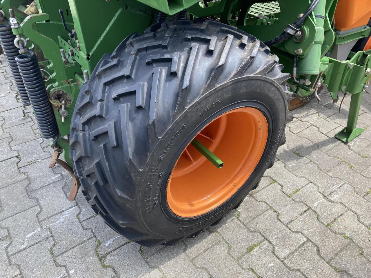 Amazone ED602K - Hassas ekim makinesi: fotoğraf 2 Amazone ED602K - Hassas ekim makinesi: fotoğraf 2