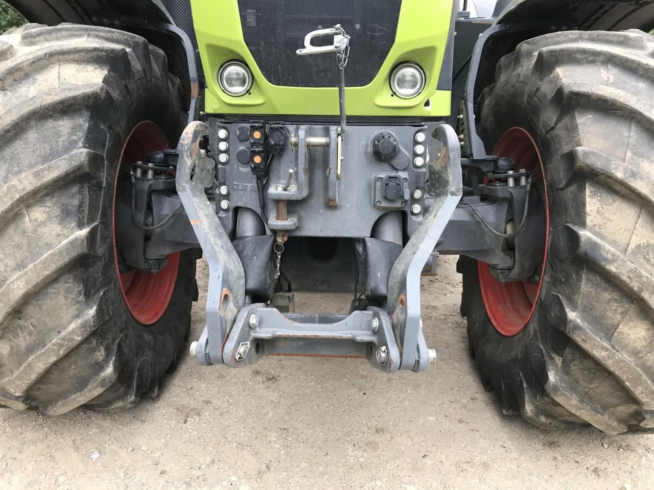 CLAAS Axion 920 - Traktör: fotoğraf 4 CLAAS Axion 920 - Traktör: fotoğraf 4