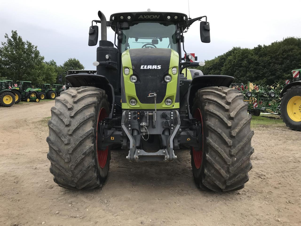 CLAAS Axion 950 - Traktör: fotoğraf 3 CLAAS Axion 950 - Traktör: fotoğraf 3