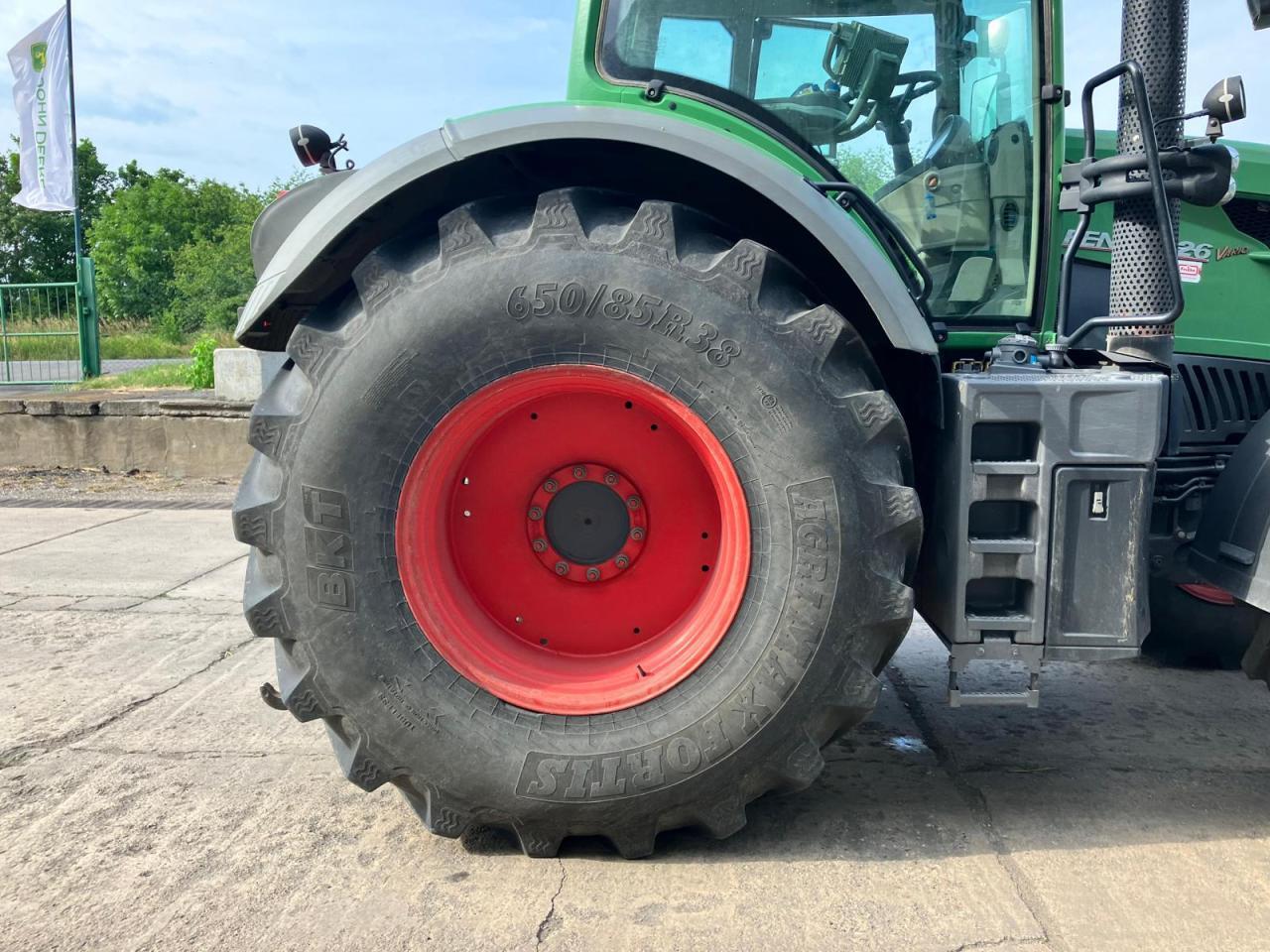 Fendt 826 Profi Plus - Traktör: fotoğraf 5 Fendt 826 Profi Plus - Traktör: fotoğraf 5