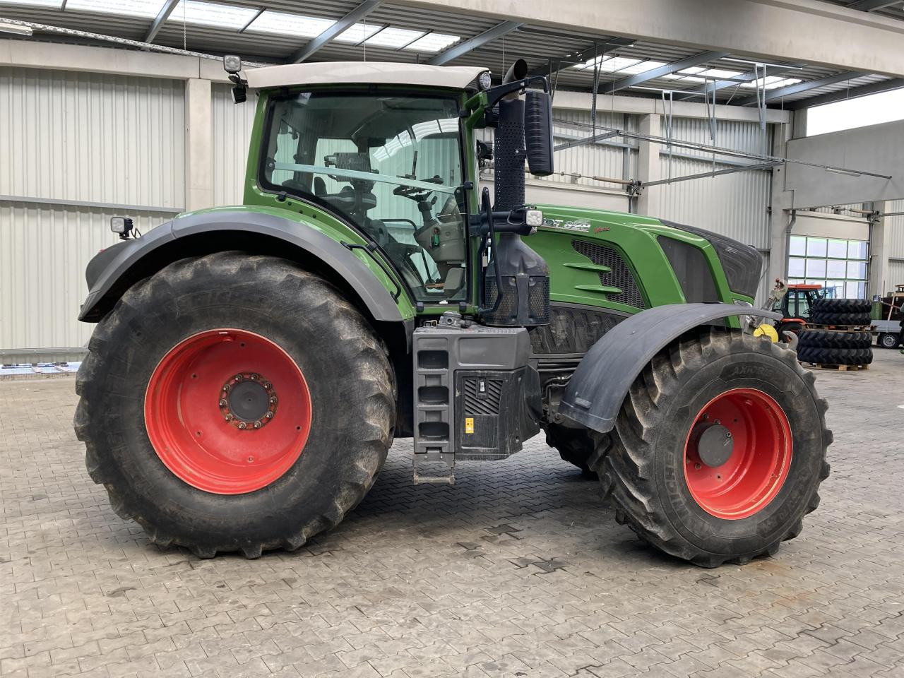 Fendt 828 Profi Plus - Traktör: fotoğraf 3 Fendt 828 Profi Plus - Traktör: fotoğraf 3
