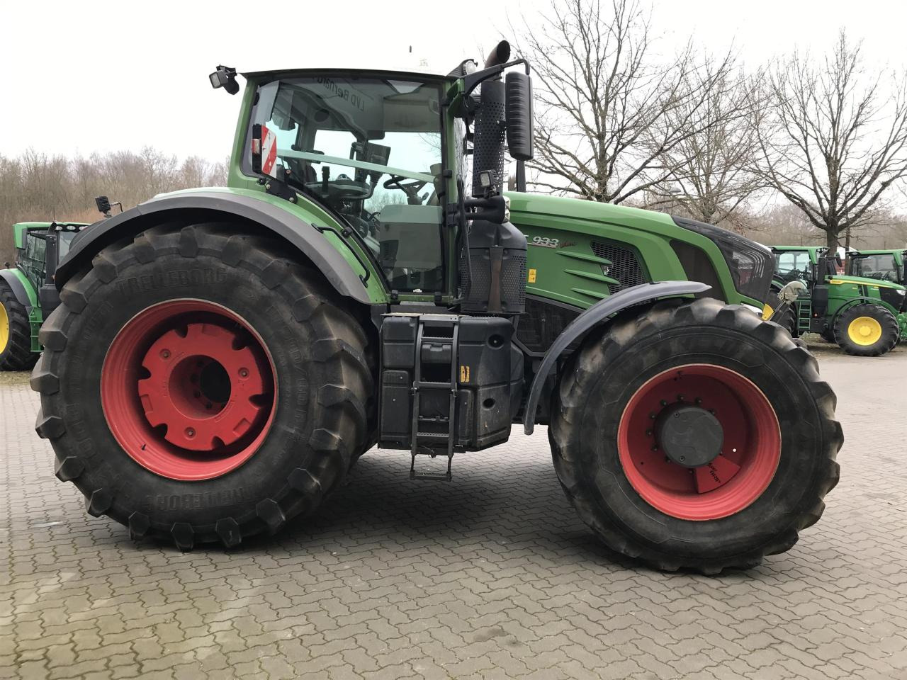 Fendt 933 Profi Plus - Traktör: fotoğraf 2 Fendt 933 Profi Plus - Traktör: fotoğraf 2