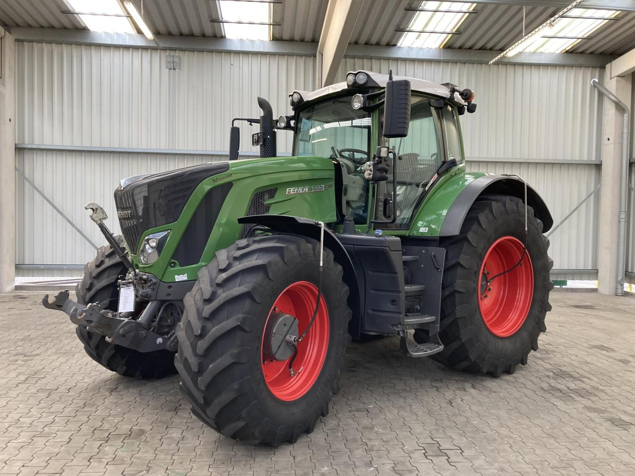 Fendt 933 Vario Profi Plus - Traktör: fotoğraf 1 Fendt 933 Vario Profi Plus - Traktör: fotoğraf 1