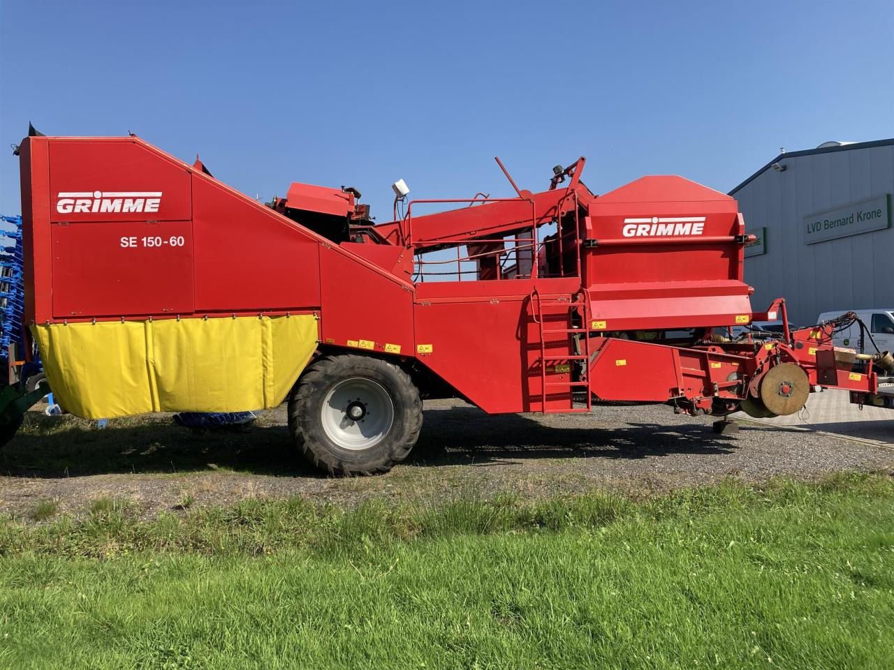 Grimme SE 150-60 - Patates hasat makinesi: fotoğraf 1 Grimme SE 150-60 - Patates hasat makinesi: fotoğraf 1