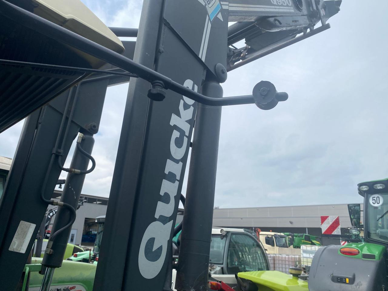 Hürlimann XT 909 - Traktör: fotoğraf 5 Hürlimann XT 909 - Traktör: fotoğraf 5