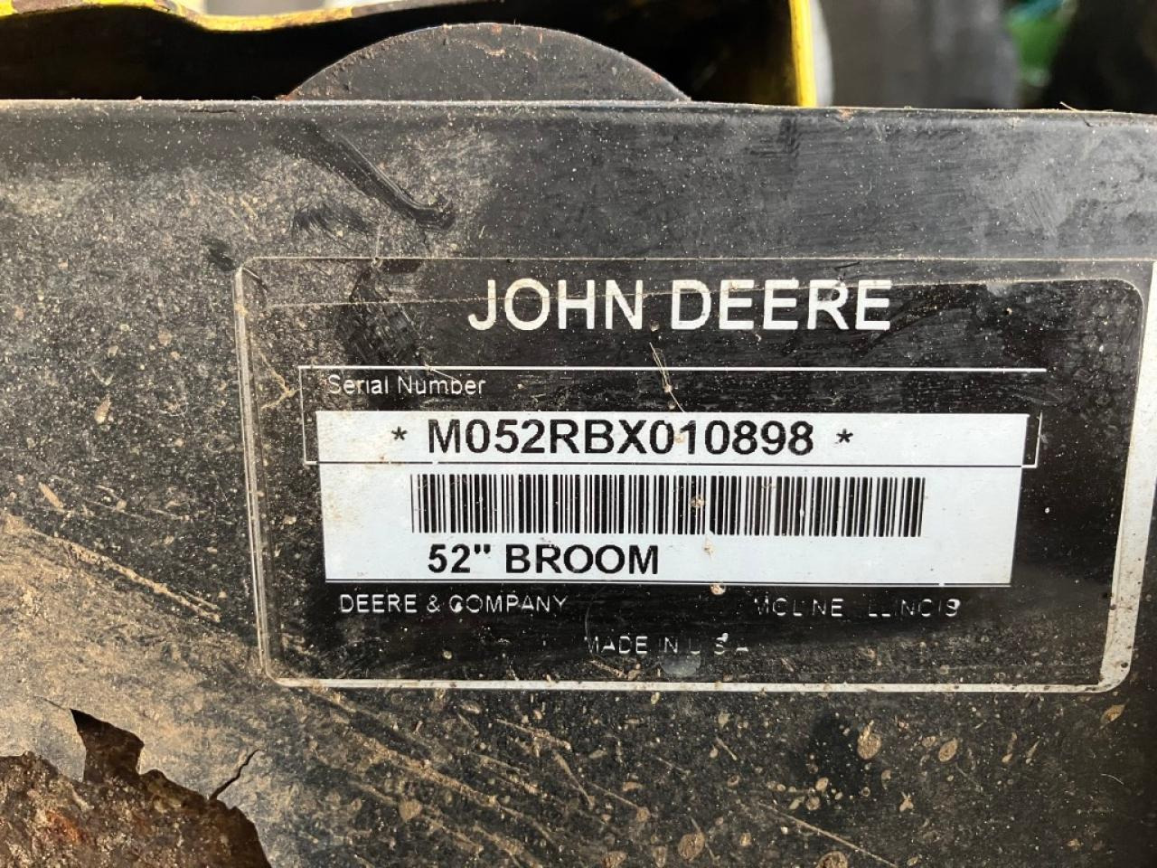 John Deere 52 inch Broom - Yol süpürme fırça: fotoğraf 3 John Deere 52 inch Broom - Yol süpürme fırça: fotoğraf 3