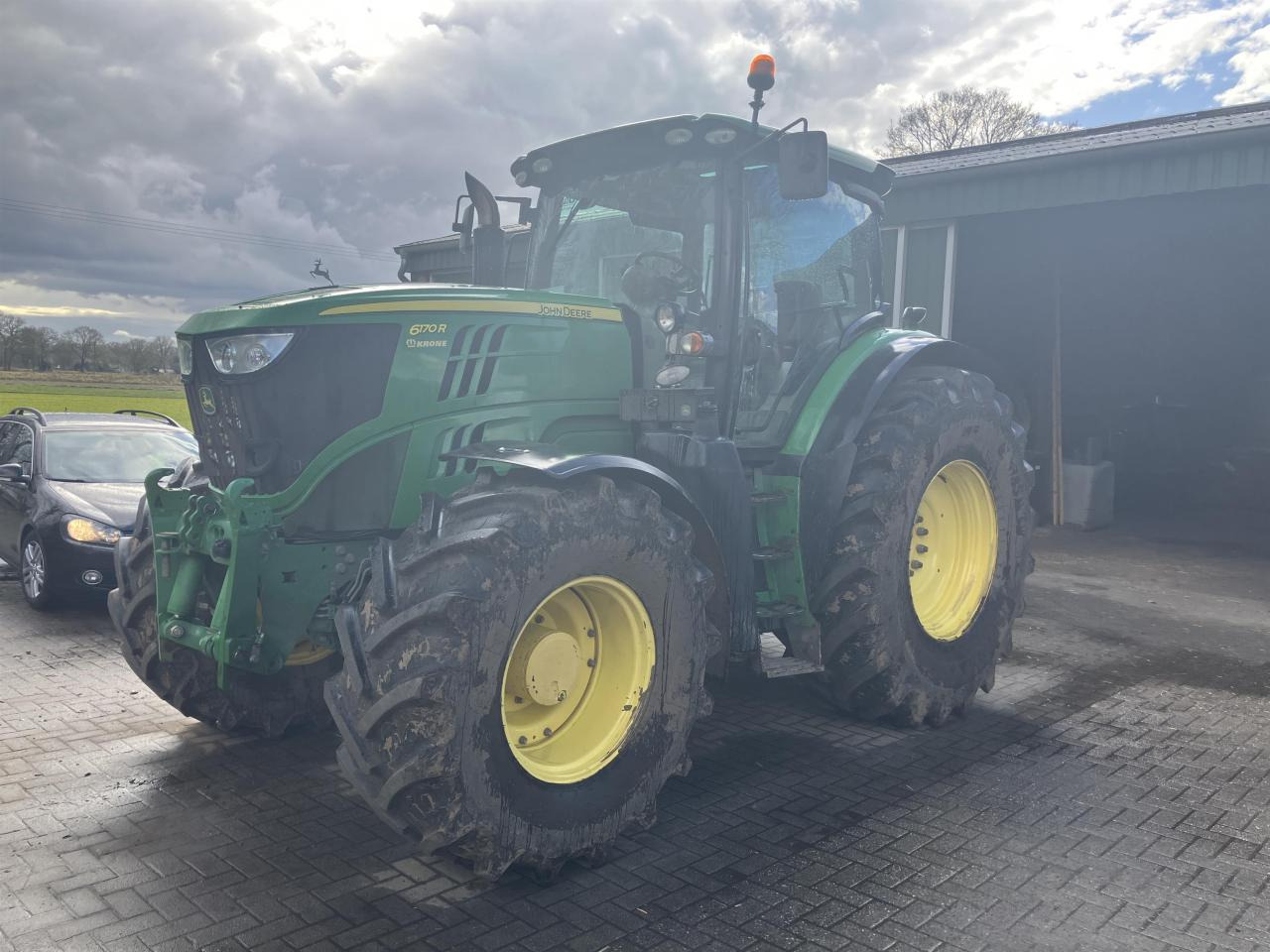 John Deere 6170R - Traktör: fotoğraf 4 John Deere 6170R - Traktör: fotoğraf 4