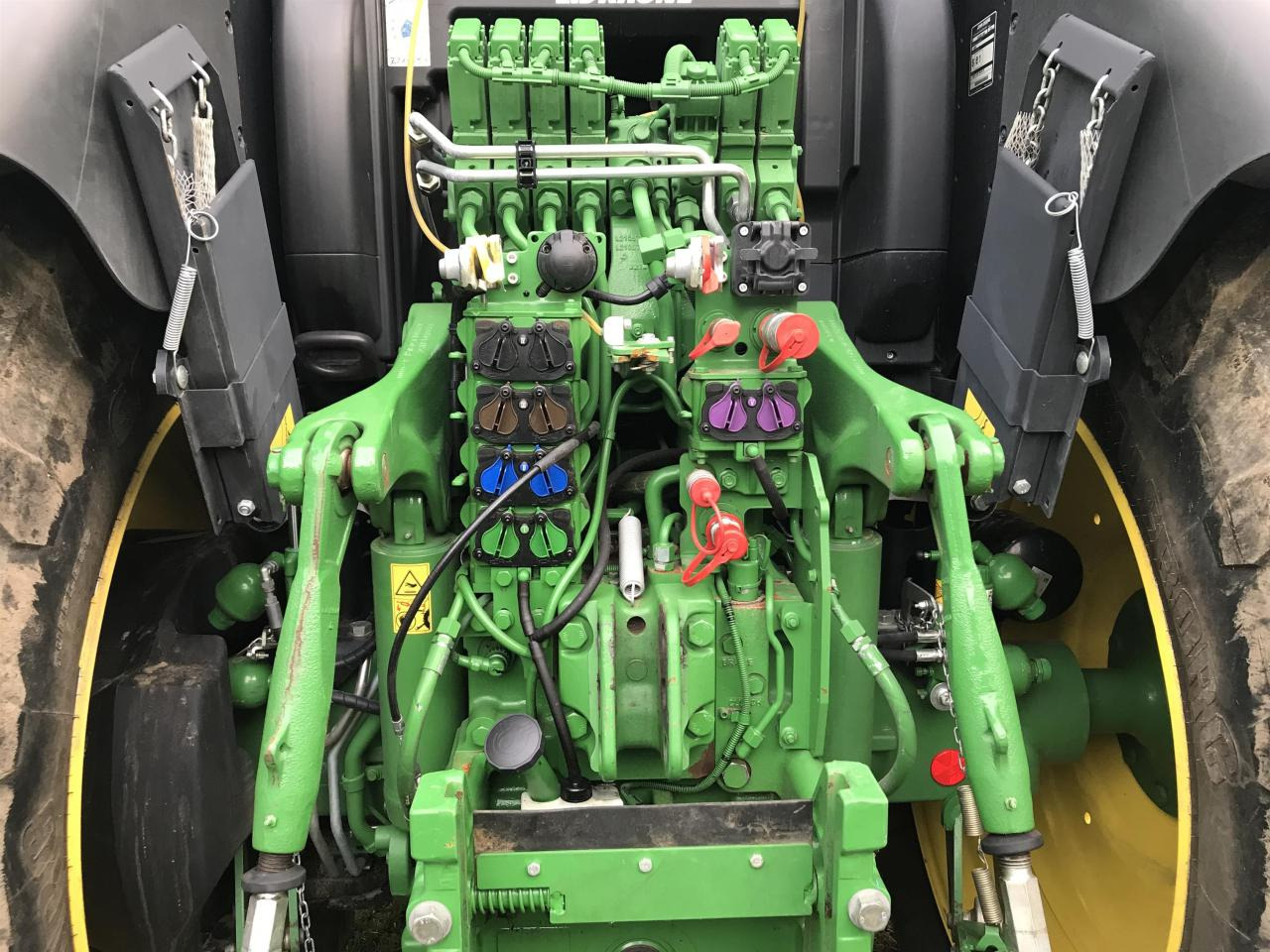 John Deere 6R 175 - Traktör: fotoğraf 5 John Deere 6R 175 - Traktör: fotoğraf 5