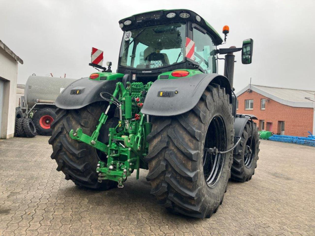 John Deere 6R 250 - Traktör: fotoğraf 5 John Deere 6R 250 - Traktör: fotoğraf 5