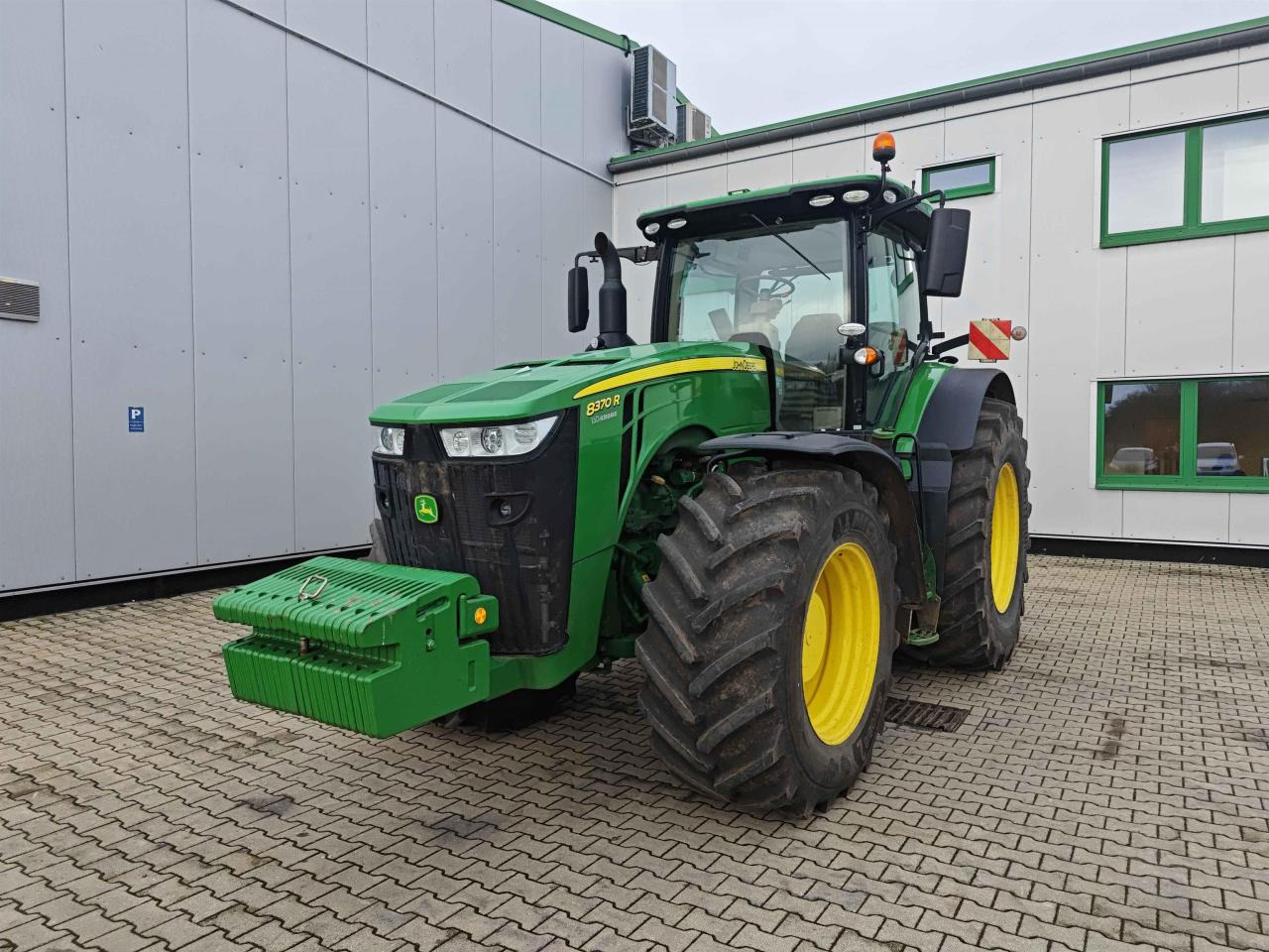 John Deere 8370R - Traktör: fotoğraf 1 John Deere 8370R - Traktör: fotoğraf 1