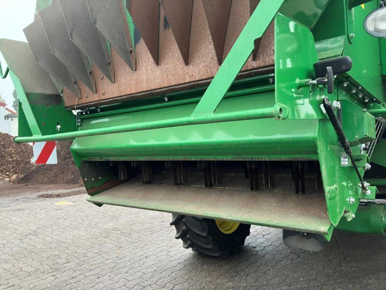 Biçerdöver John Deere T560: fotoğraf 6