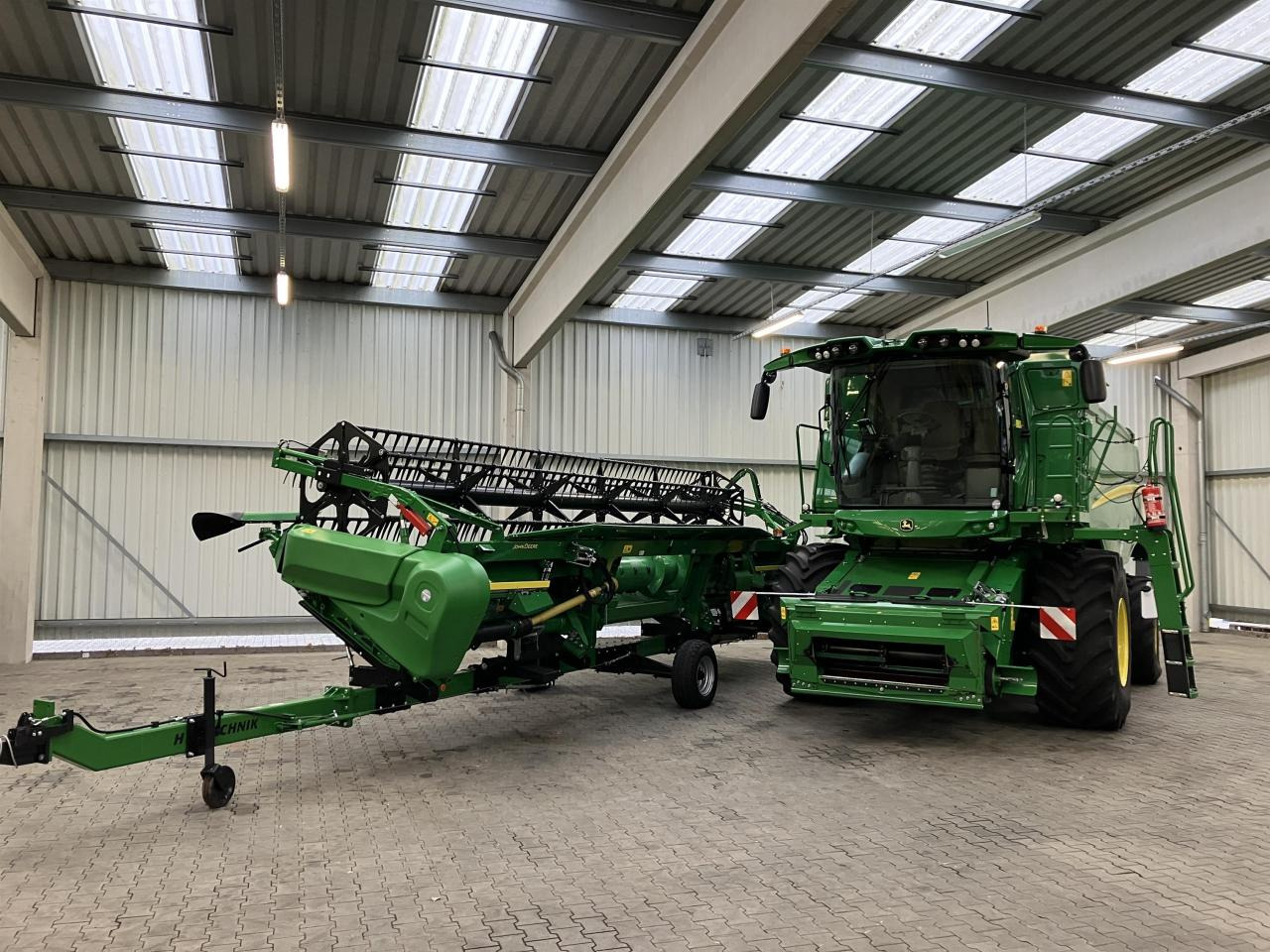 John Deere T560 - Biçerdöver: fotoğraf 2 John Deere T560 - Biçerdöver: fotoğraf 2