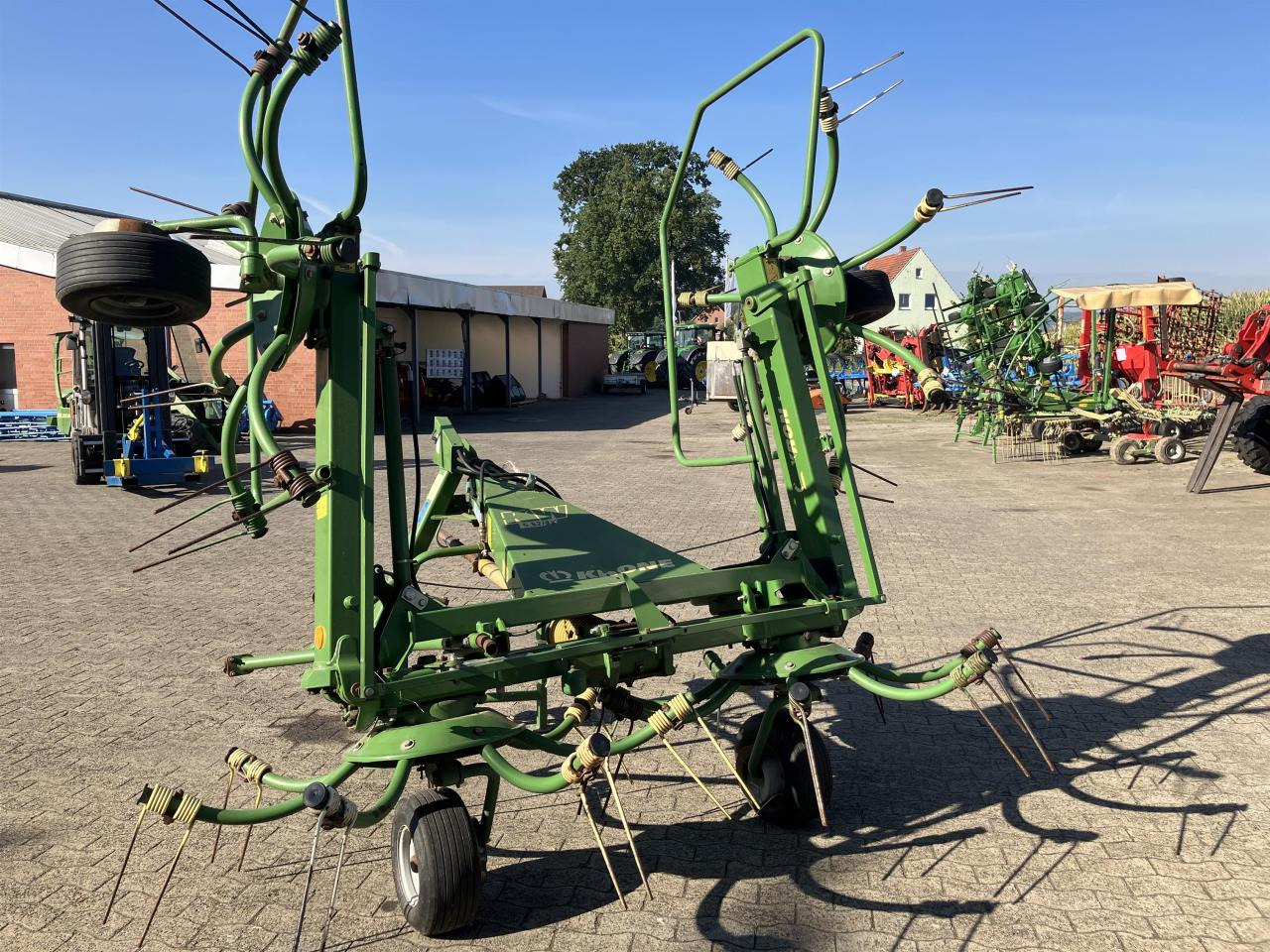 Krone KW 5.52/4x7 - Ot toplama tırmığı: fotoğraf 3 Krone KW 5.52/4x7 - Ot toplama tırmığı: fotoğraf 3