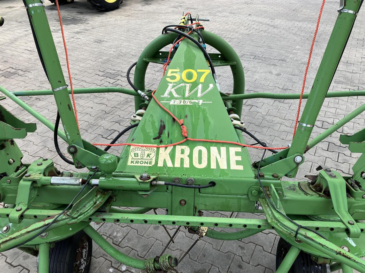 Krone KW 7.70/6x7 - Ot toplama tırmığı: fotoğraf 4 Krone KW 7.70/6x7 - Ot toplama tırmığı: fotoğraf 4