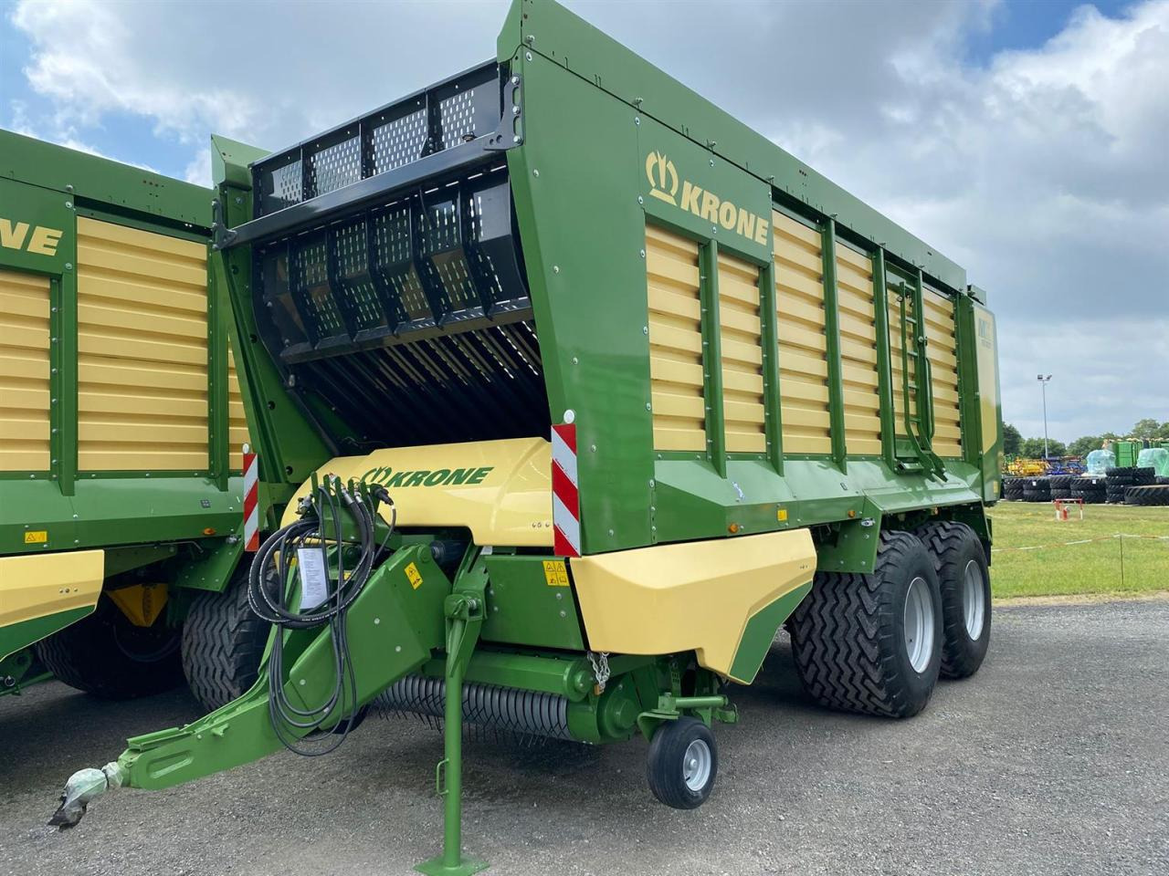 Krone MX 370 GD - Silaj römorku: fotoğraf 1 Krone MX 370 GD - Silaj römorku: fotoğraf 1